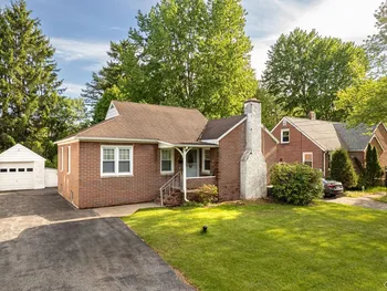 307 Shaver Avenue, Clay, NY 13212