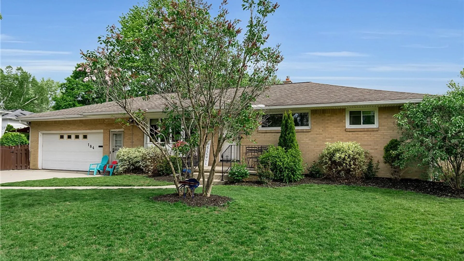 Property at 184 The Paddock, Amherst, NY 14221 2