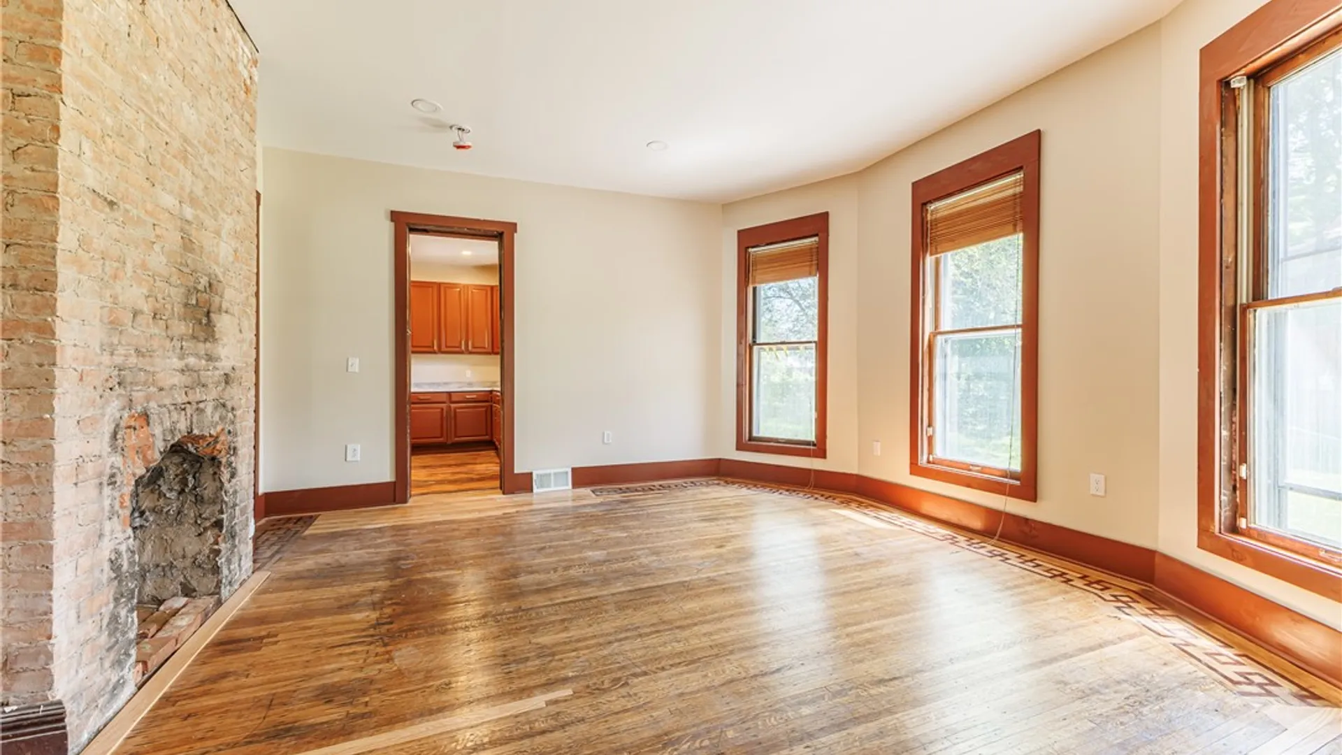 Property at 268 Lyndhurst Street, Rochester, NY 14605 7