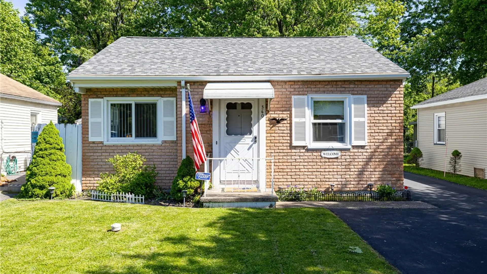 Property at 360 Leonard Road, Greece, NY 14616 3