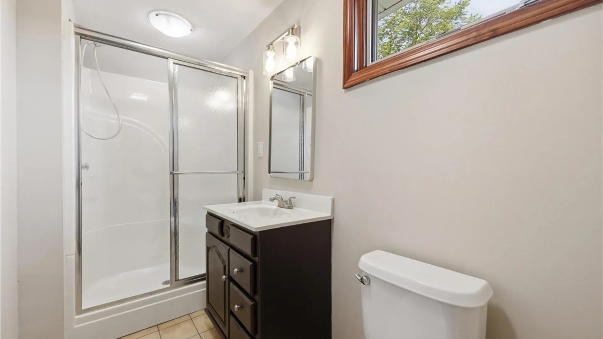 Property at 27 Honorine Drive, Cheektowaga, NY 14043 20
