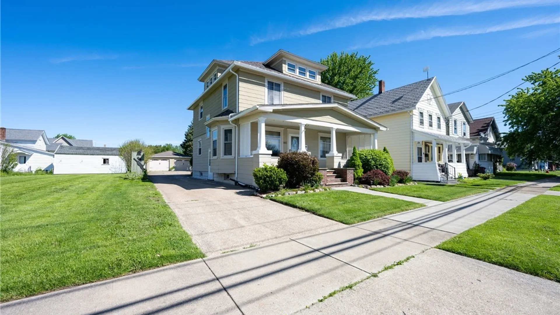 Property at 322 Lake Shore Drive, Dunkirk, NY 14048 4
