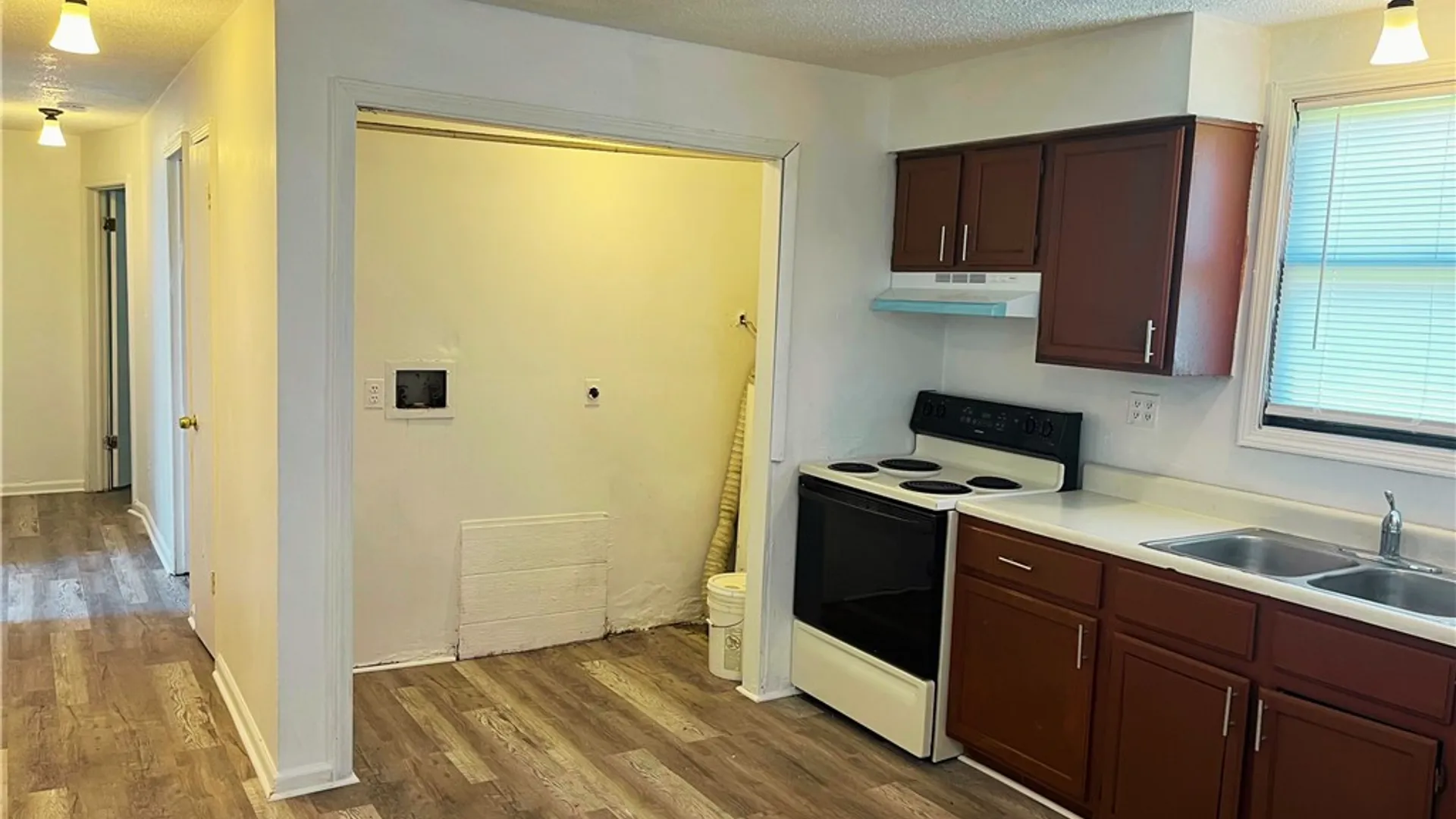 Property at 121 Warner Street, Rochester, NY 14606 4