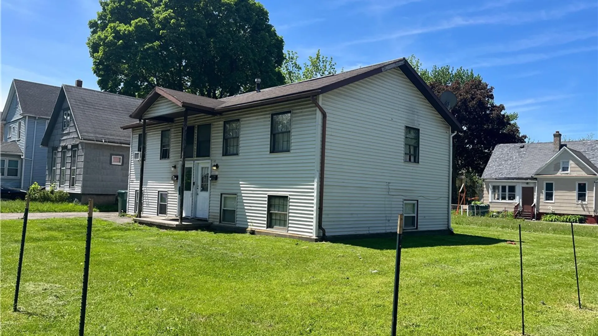 Property at 121 Warner Street, Rochester, NY 14606 9