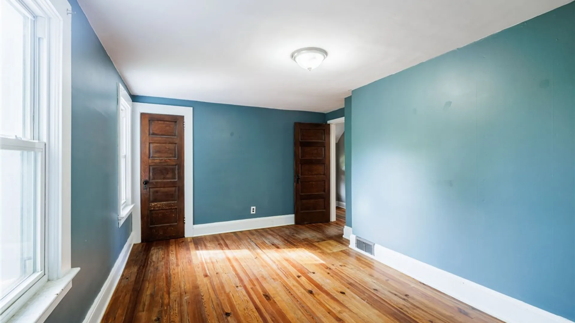 Property at 117 N Lincoln Road, East Rochester, NY 14445 25