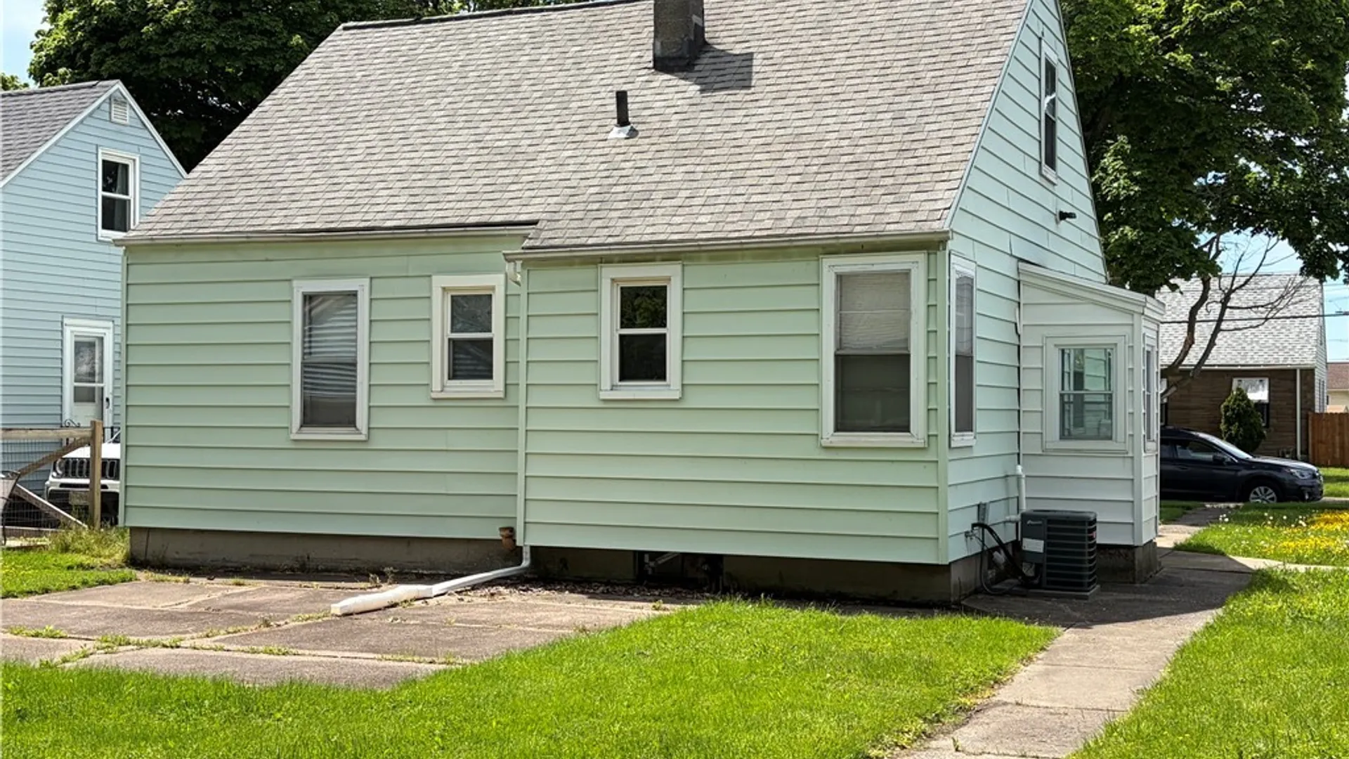 Property at 115 Cambria Street, Buffalo, NY 14206 3