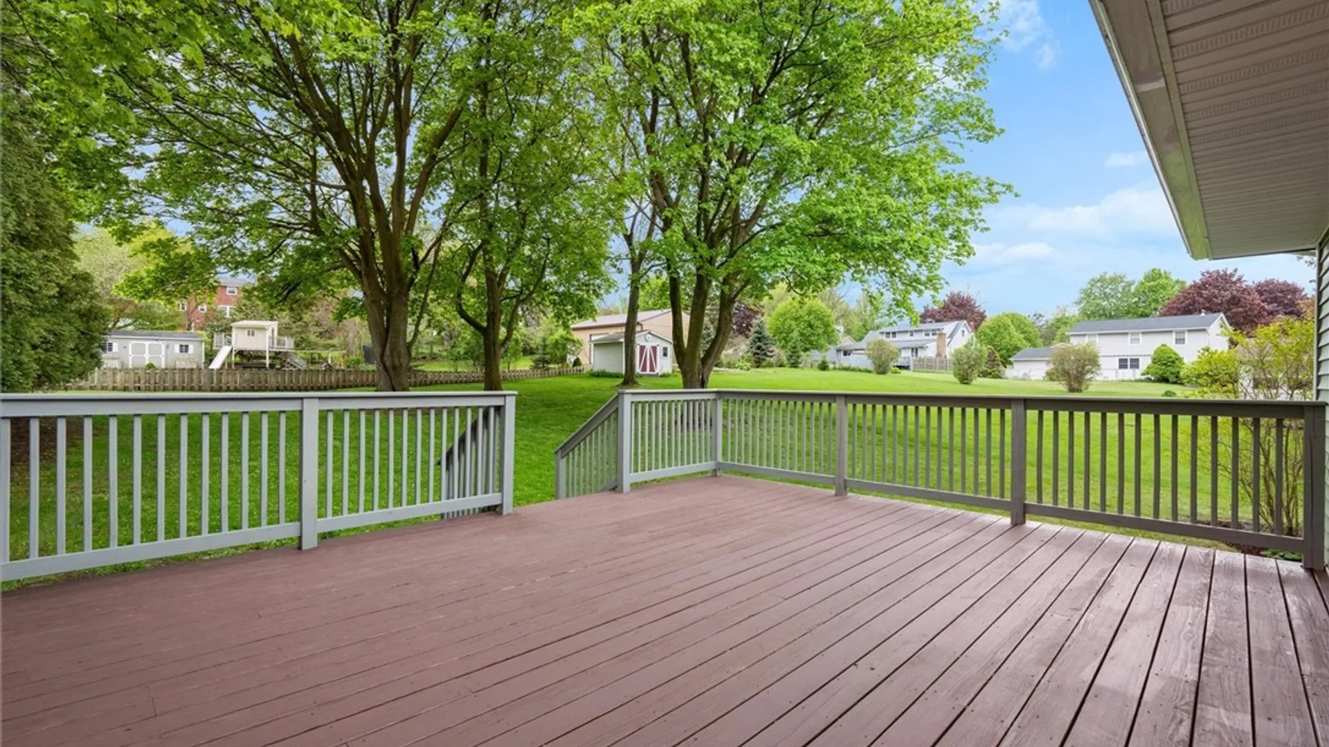 Property at 36 Elm Hill, Camillus, NY 13031 38