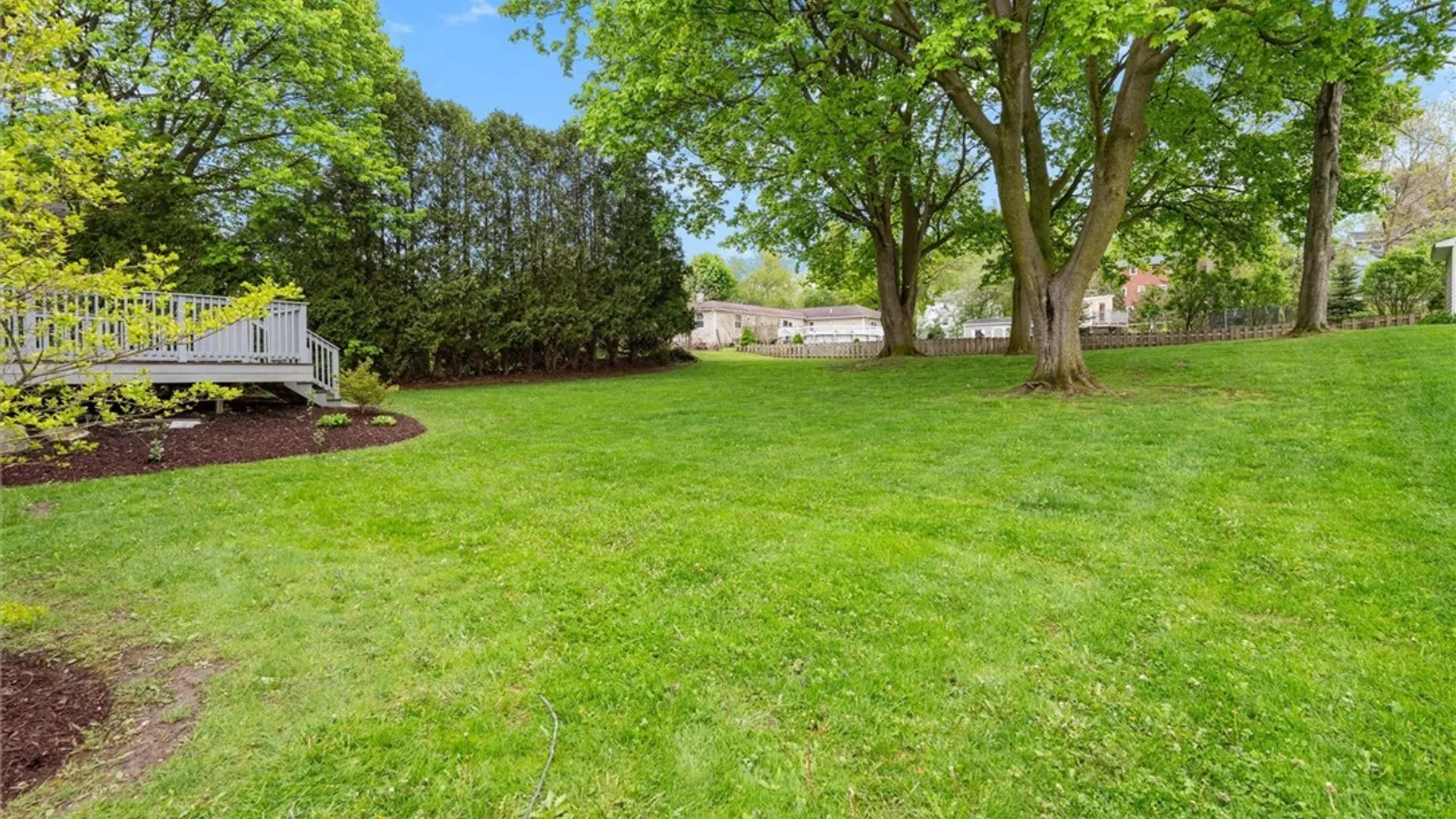 Property at 36 Elm Hill, Camillus, NY 13031 39
