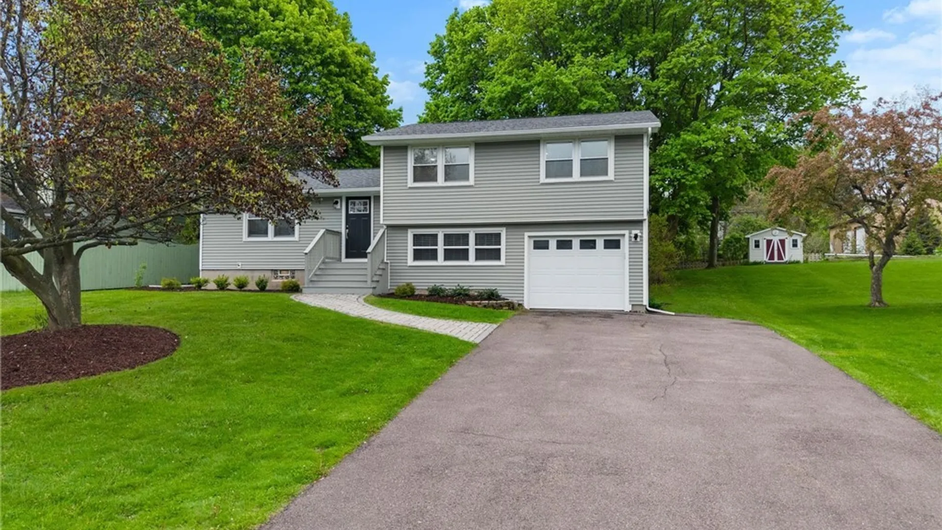 Property at 36 Elm Hill, Camillus, NY 13031 4