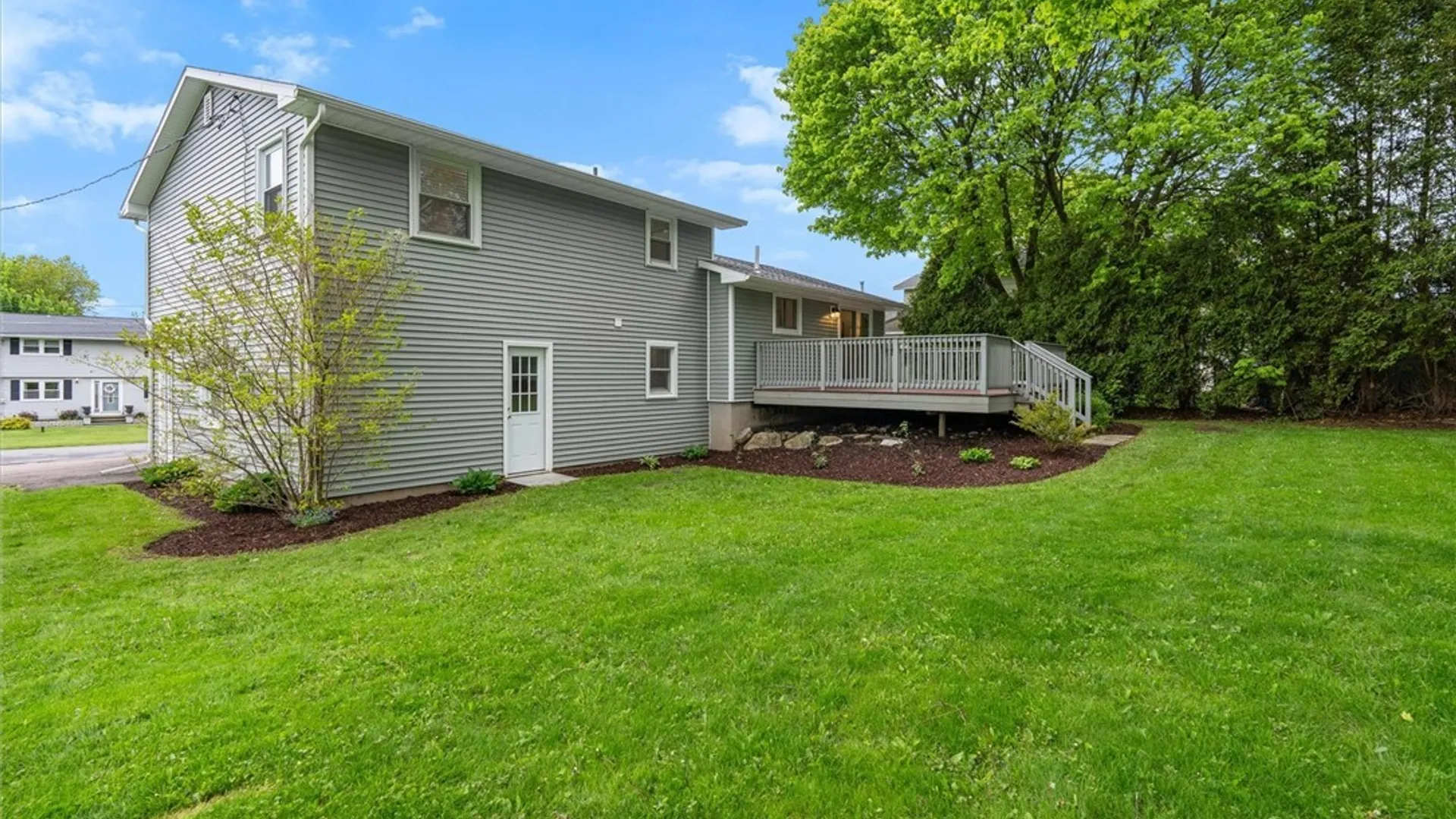 Property at 36 Elm Hill, Camillus, NY 13031 40
