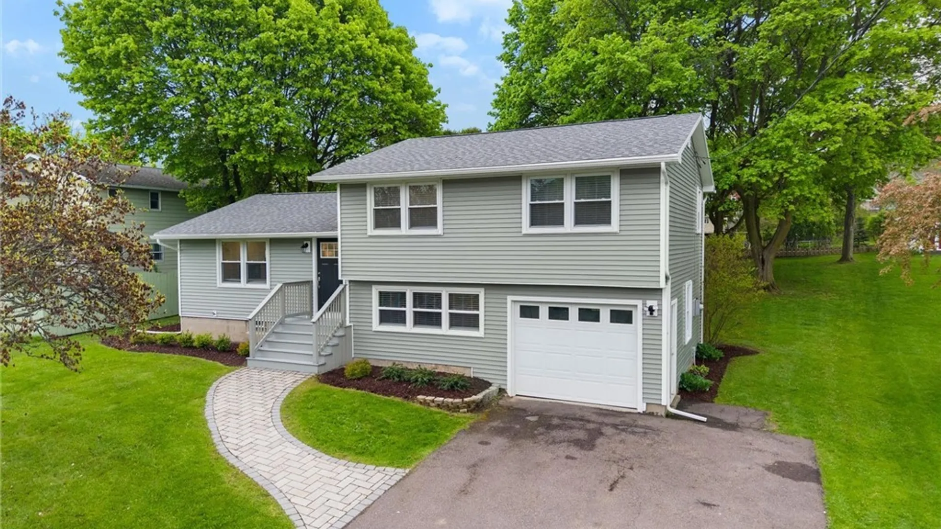 Property at 36 Elm Hill, Camillus, NY 13031 5