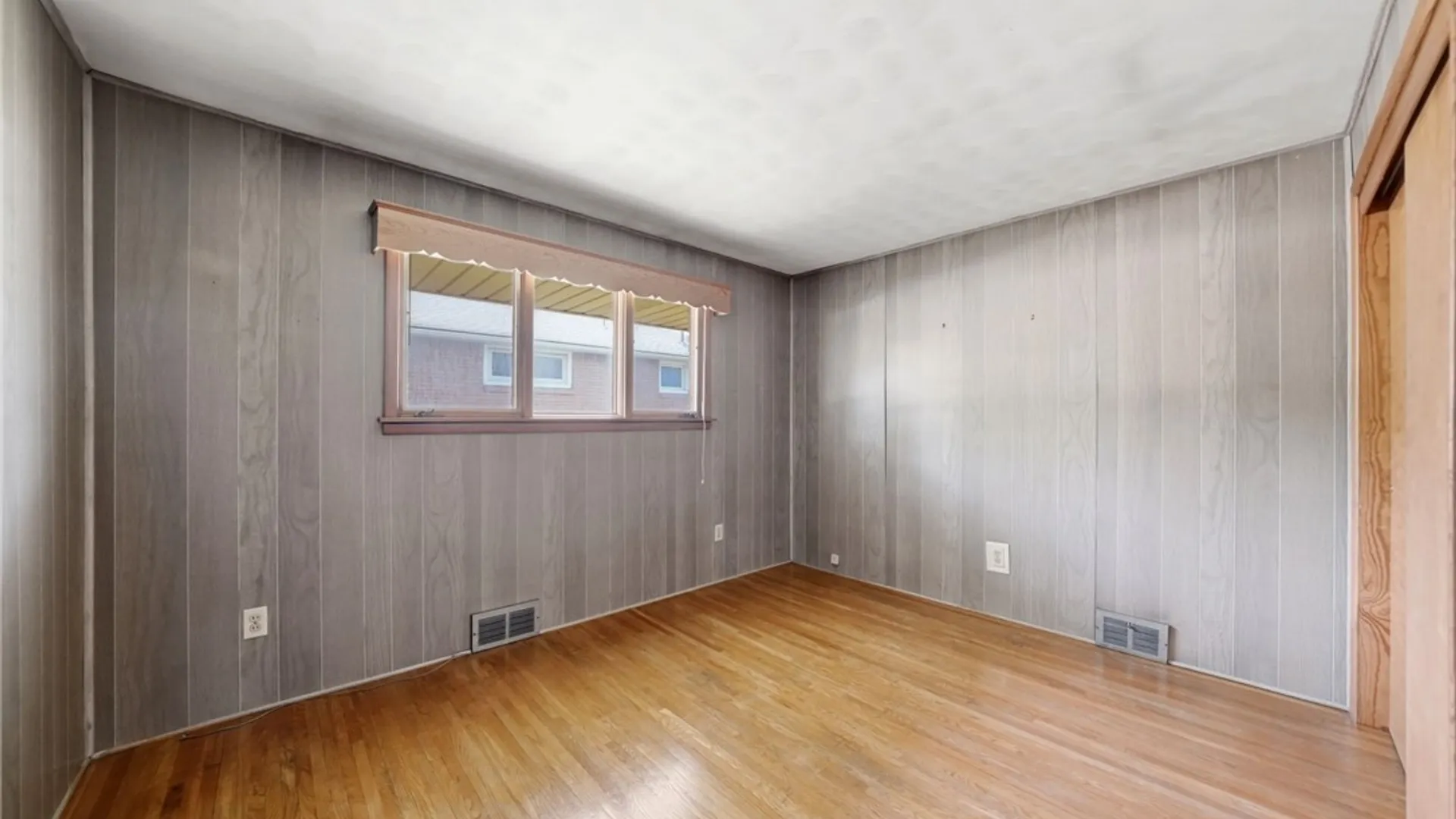 Property at 26 Brian Lane, West Seneca, NY 14224 19