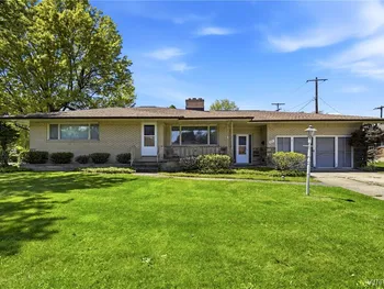 Property at 26 Brian Lane, West Seneca, NY 14224