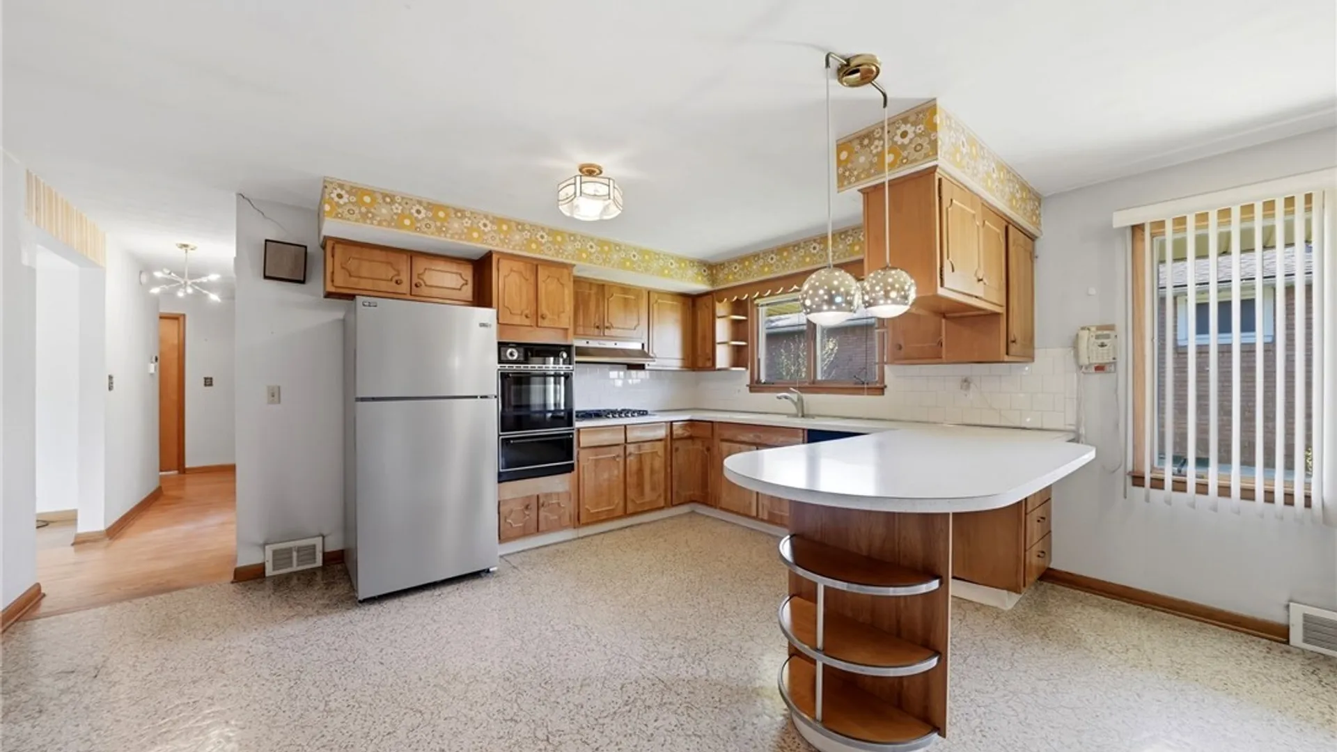 Property at 26 Brian Lane, West Seneca, NY 14224 8