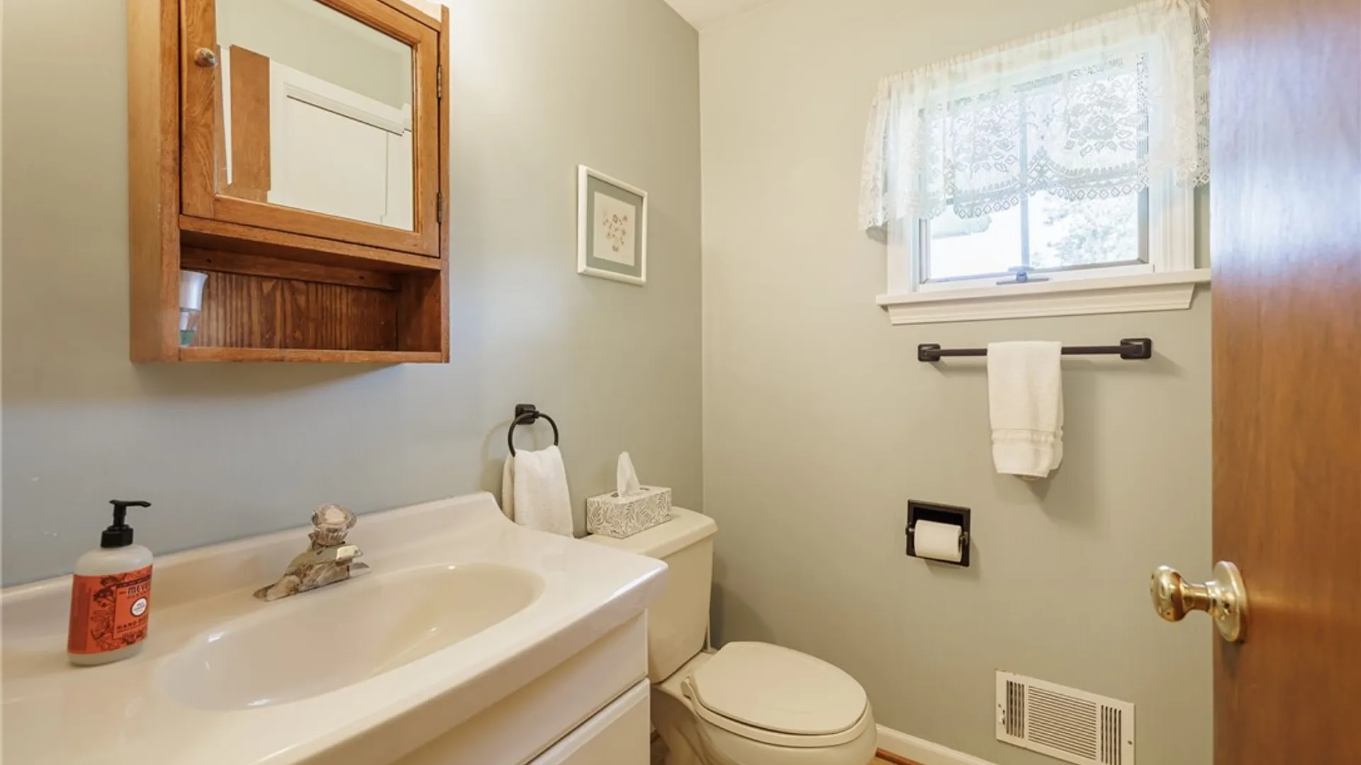 Property at 1250 La Baron Circle, Webster, NY 14580 19