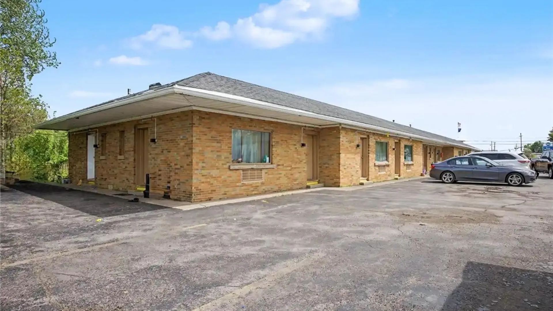 Property at 9470 Niagara Falls Boulevard, Niagara Falls, NY 14304 16