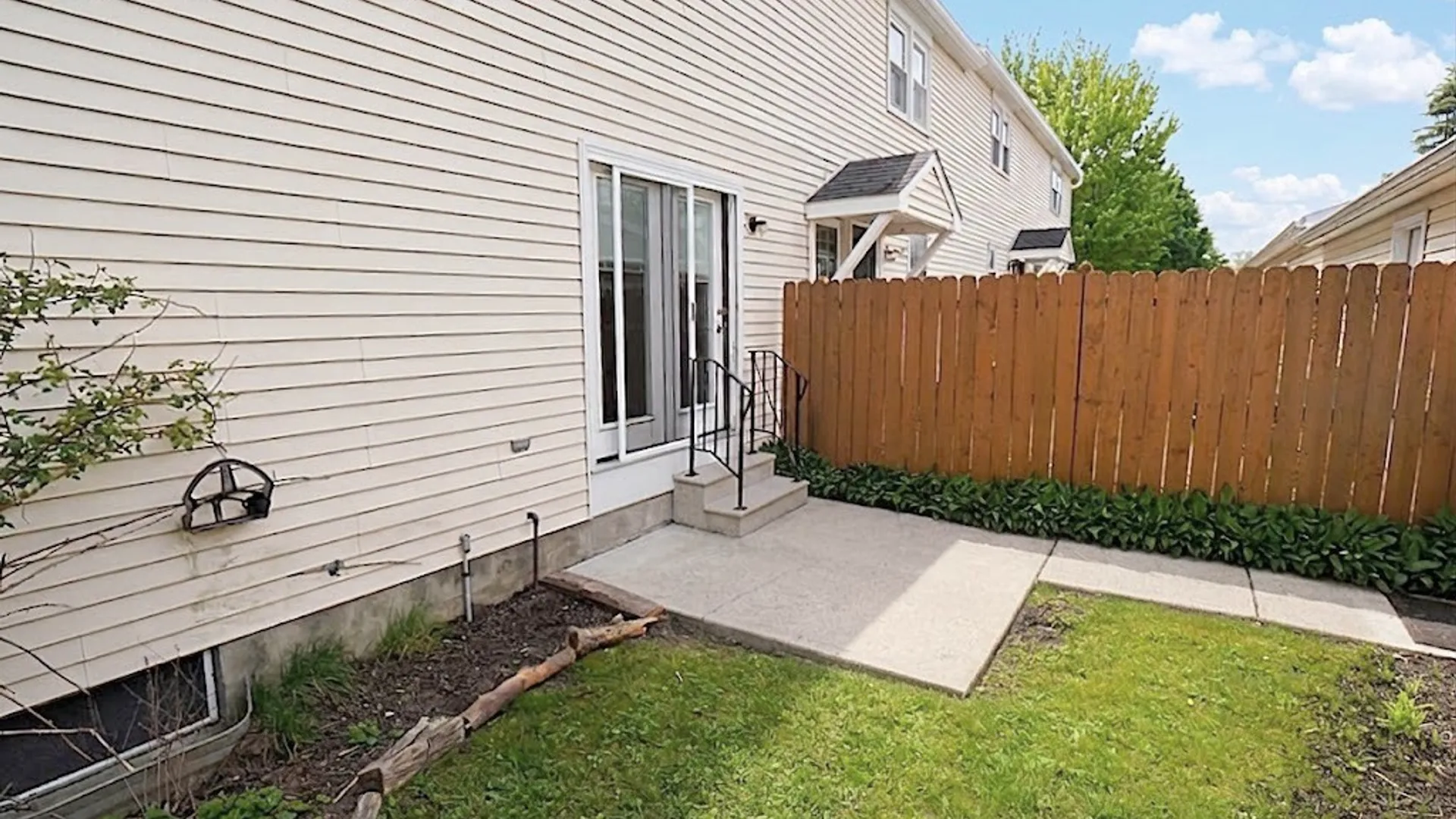 Property at 57 Wimbledon Lane, West Seneca, NY 14224 28