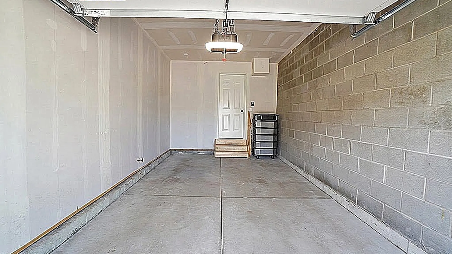 Property at 1003 Carriage Lane, West Seneca, NY 14224 18