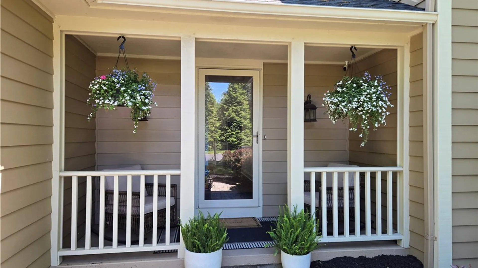 Property at 1081 Bright Stream, Webster, NY 14580 4