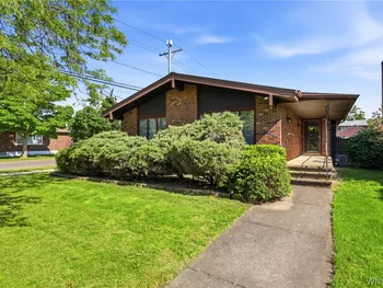 Property at 2702 Forest Avenue, Niagara Falls, NY 14301