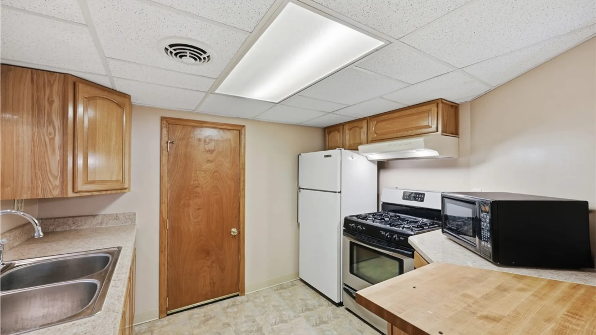 Property at 2702 Forest Avenue, Niagara Falls, NY 14301 30