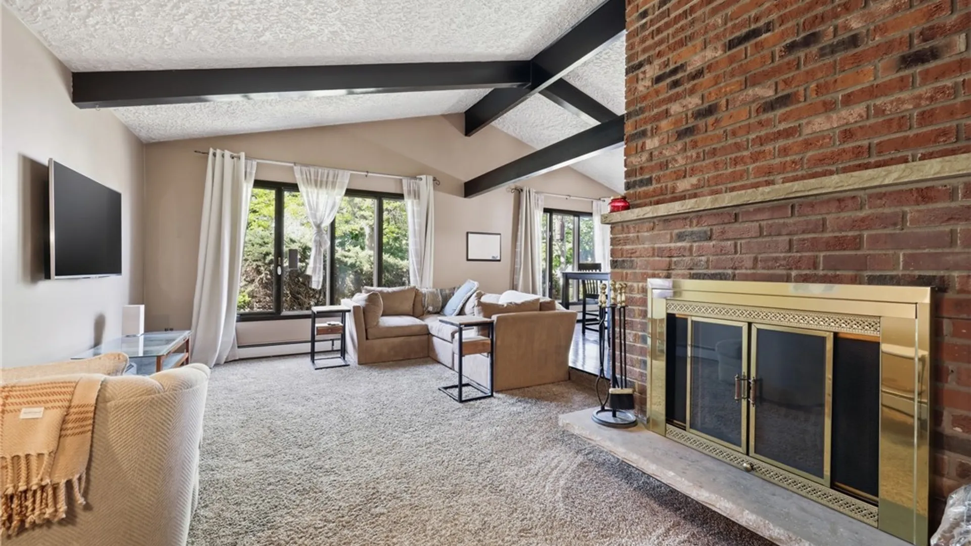 Property at 2702 Forest Avenue, Niagara Falls, NY 14301 5