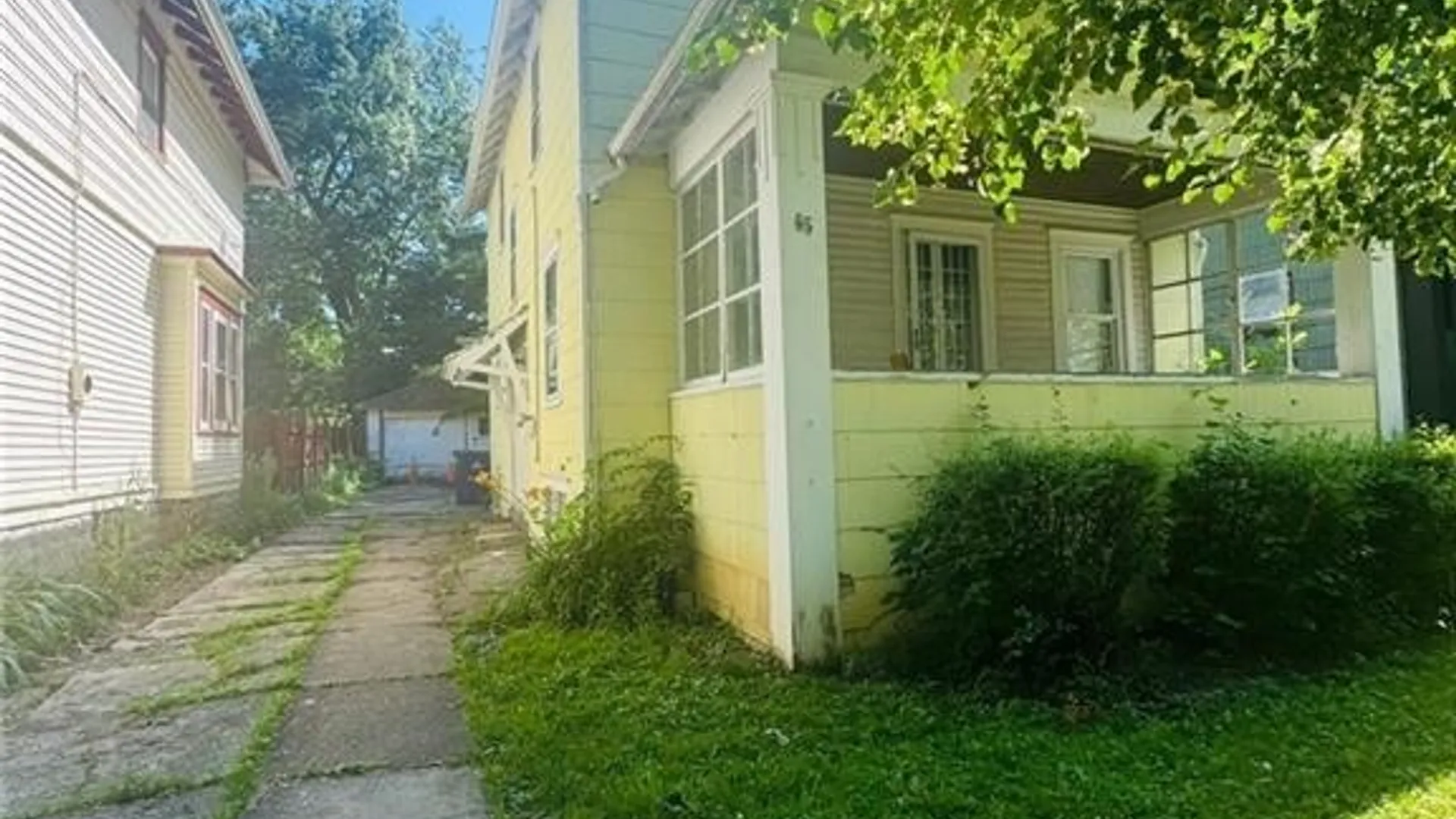 Property at 65 Northrup Place, Buffalo, NY 14214 2