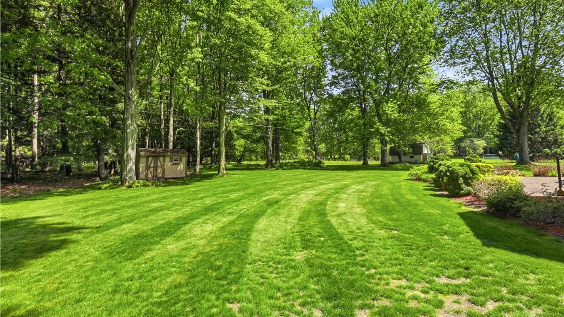 Property at 941 Boncliff Drive, Alden, NY 14004 39