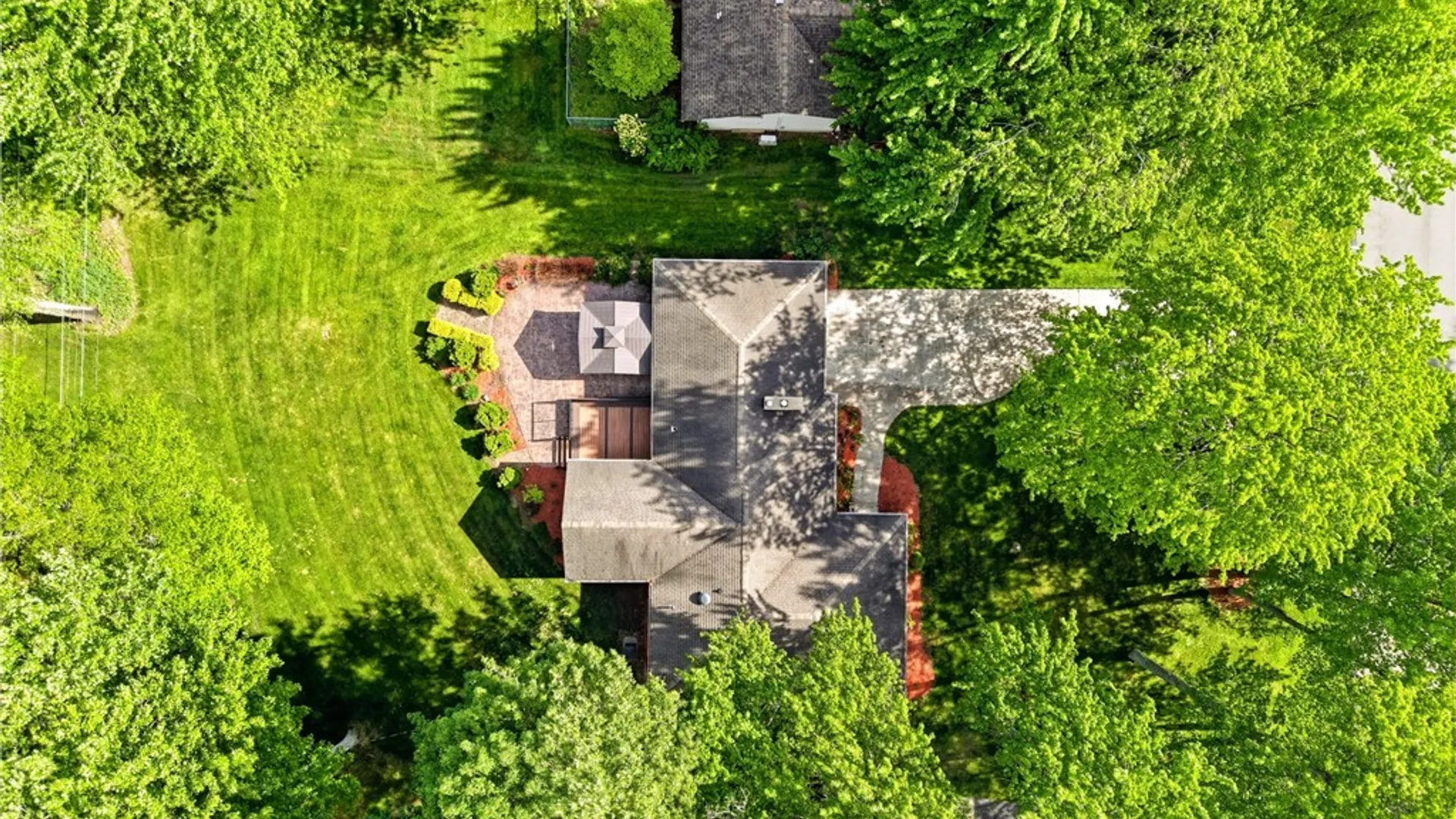 Property at 941 Boncliff Drive, Alden, NY 14004 47