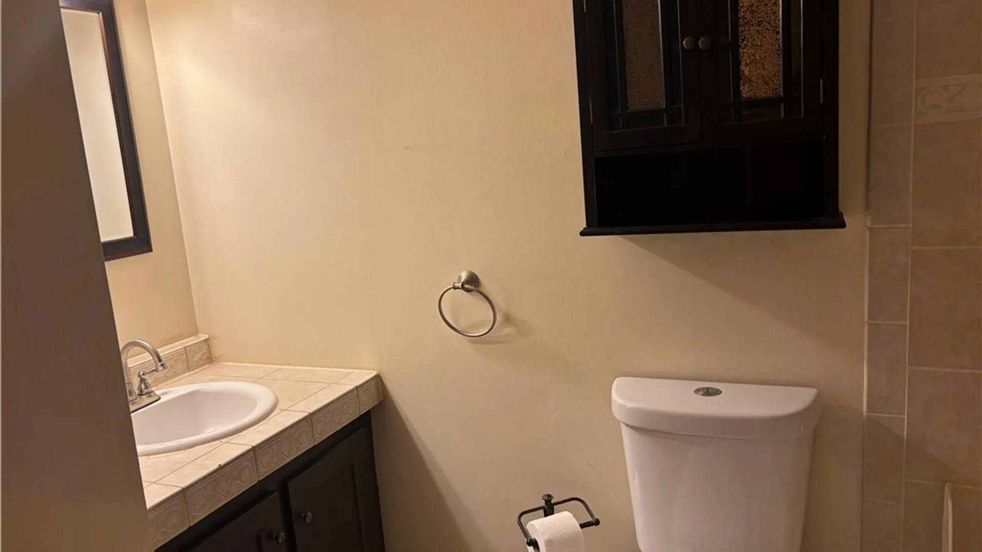Property at 4 W Cherbourg Drive, Cheektowaga, NY 14227 12