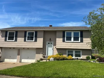 Property at 4 W Cherbourg Drive, Cheektowaga, NY 14227