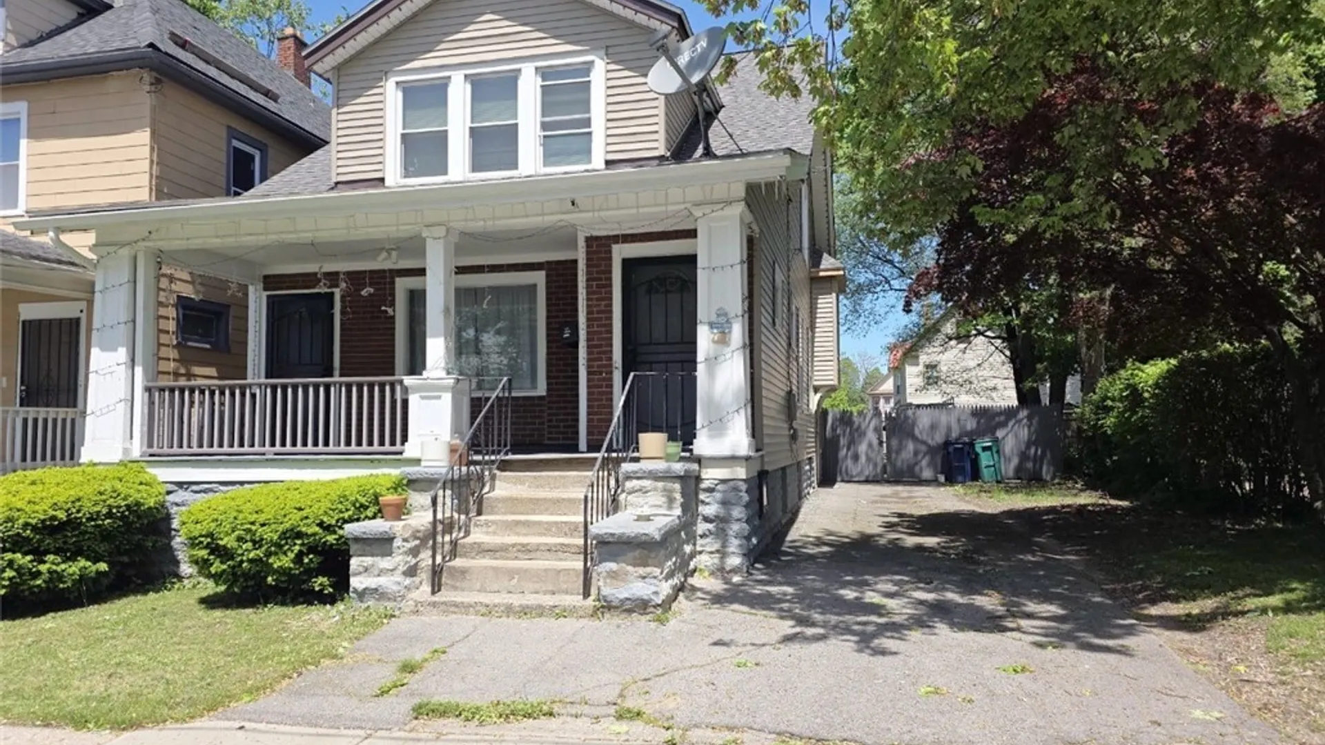 Property at 18 Victoria Avenue, Buffalo, NY 14214 10