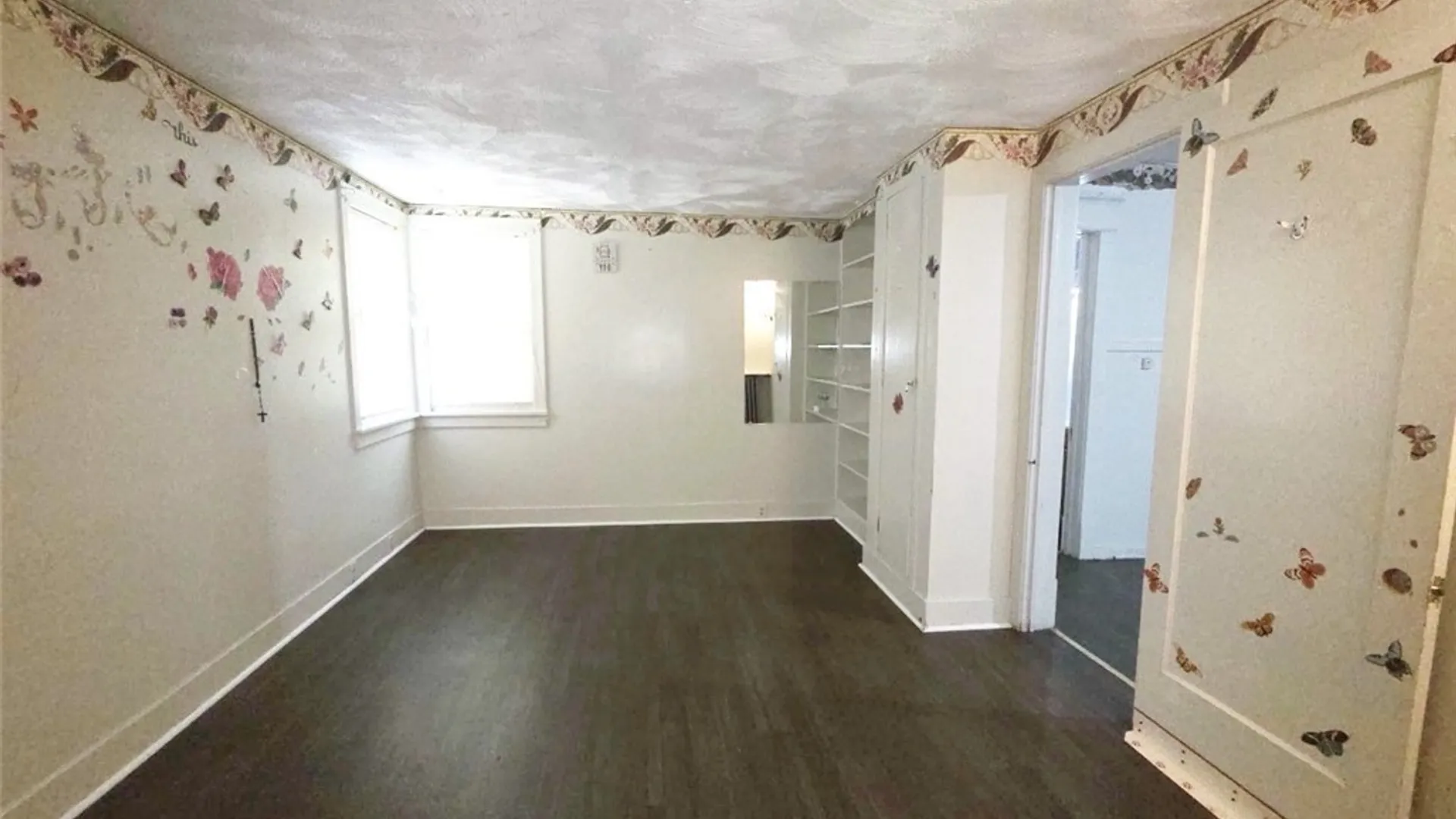 Property at 18 Victoria Avenue, Buffalo, NY 14214 15