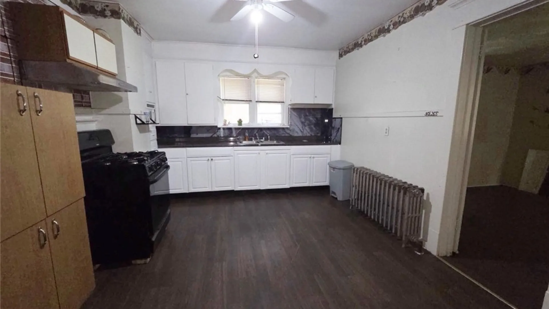 Property at 18 Victoria Avenue, Buffalo, NY 14214 19