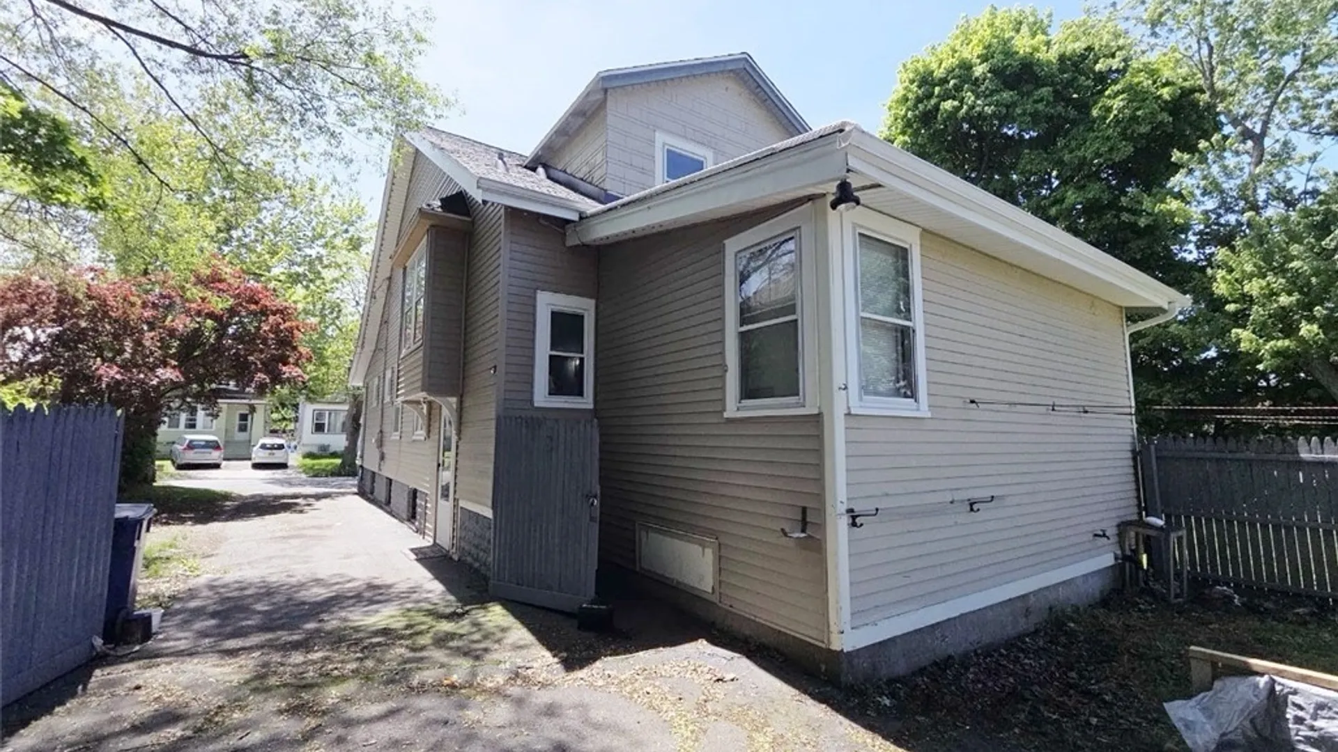Property at 18 Victoria Avenue, Buffalo, NY 14214 34