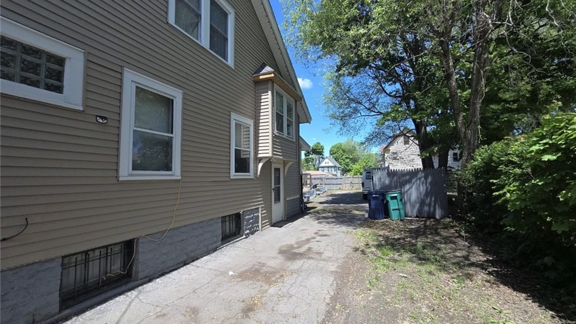 Property at 18 Victoria Avenue, Buffalo, NY 14214 35