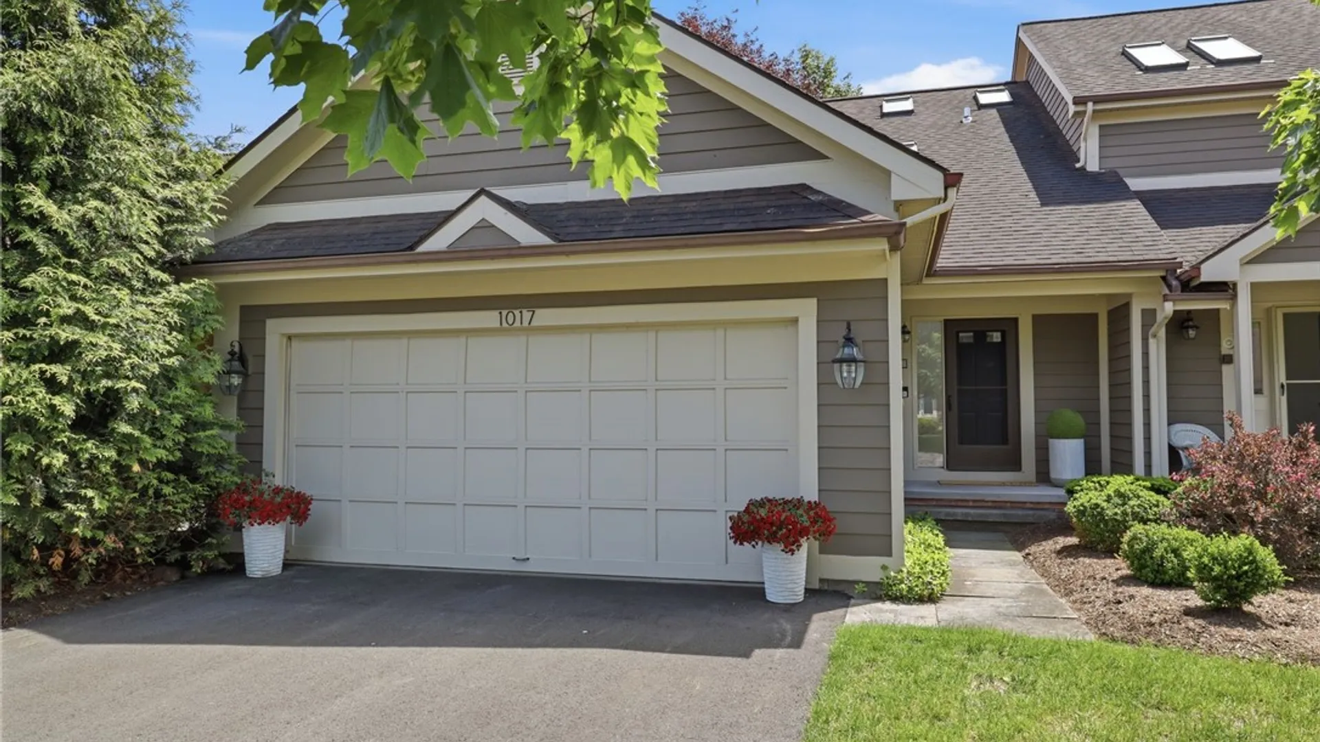 Property at 1017 Hillsboro Cove Circle, Webster, NY 14580 45