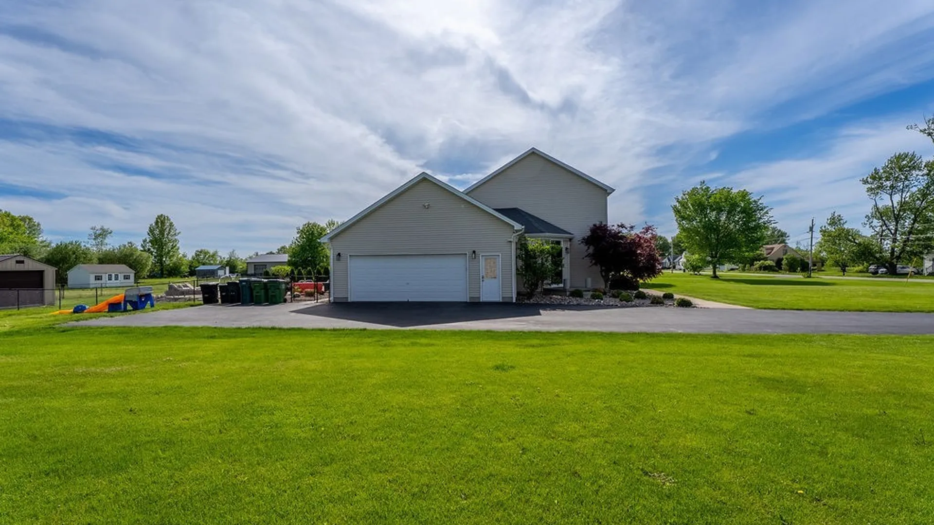Property at 3990 Slusaric Road, Wheatfield, NY 14120 3