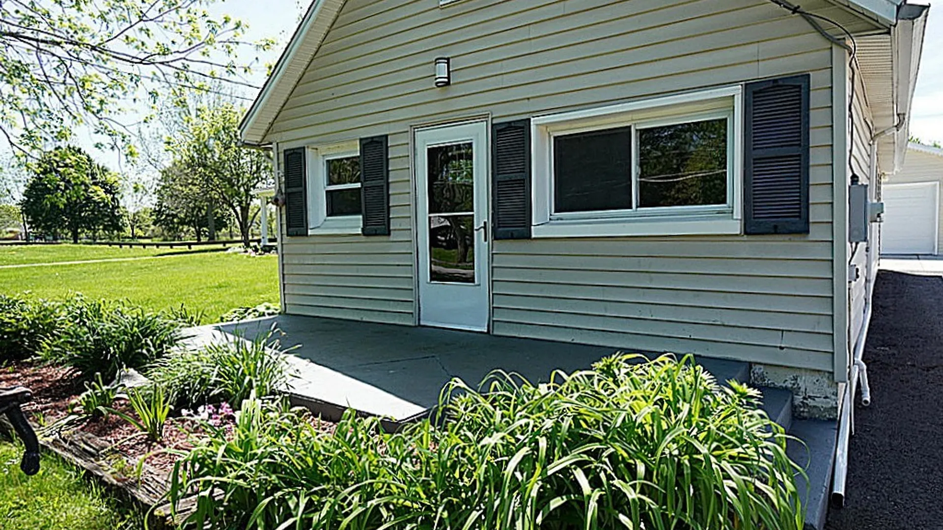 Property at 48 Skyline Drive, Newstead, NY 14001 9