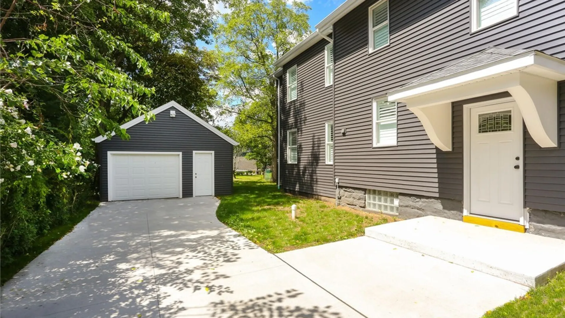 Property at 50 Rinewalt Street, Amherst, NY 14221 26