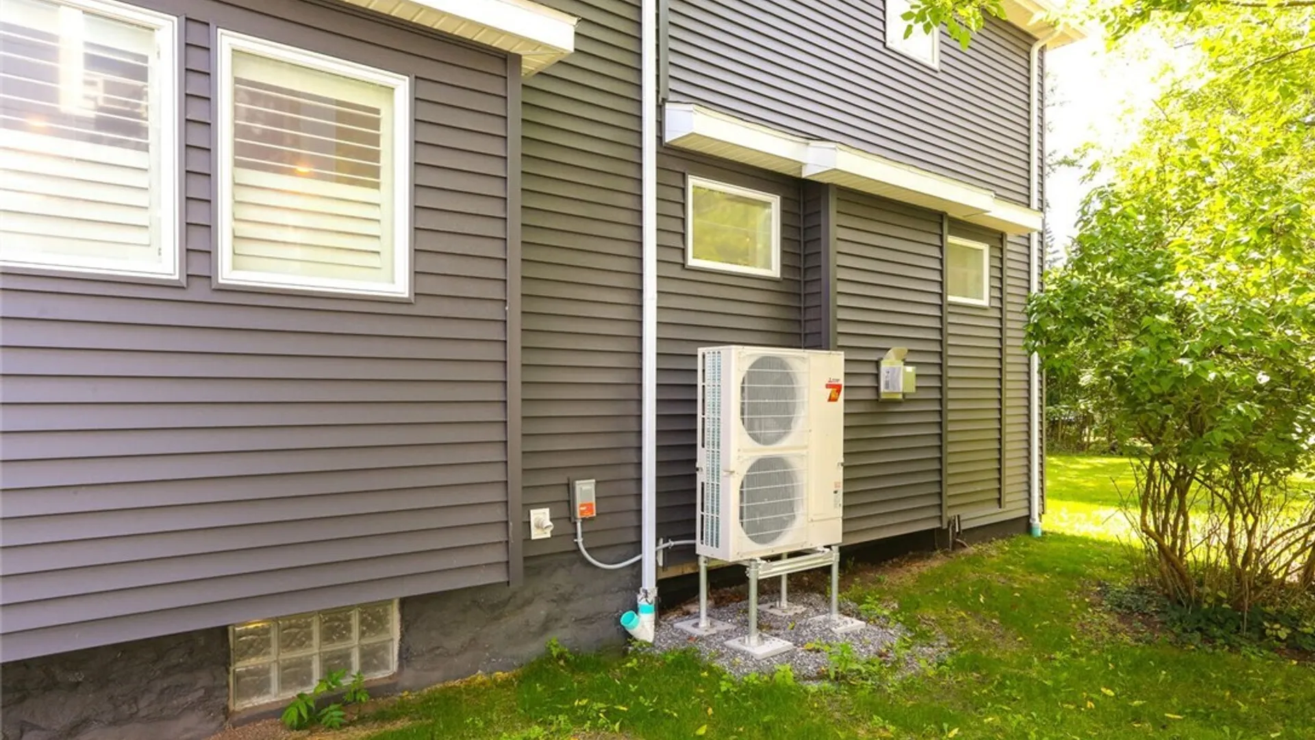 Property at 50 Rinewalt Street, Amherst, NY 14221 27
