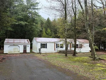 Property at 4 Salt Road, Constantia, NY 13044