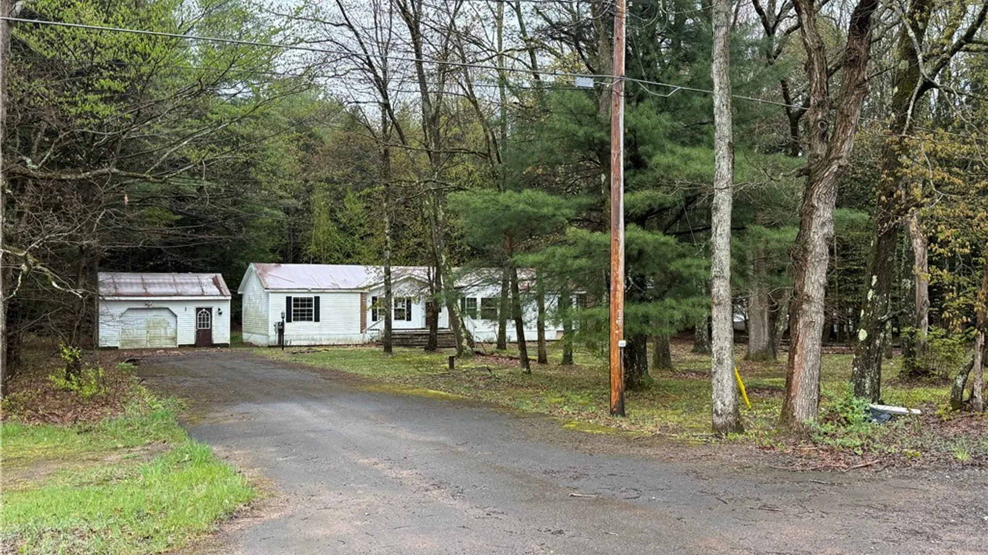 Property at 4 Salt Road, Constantia, NY 13044 2