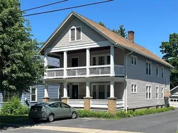 5 Hillside Avenue, New Hartford, NY 13413