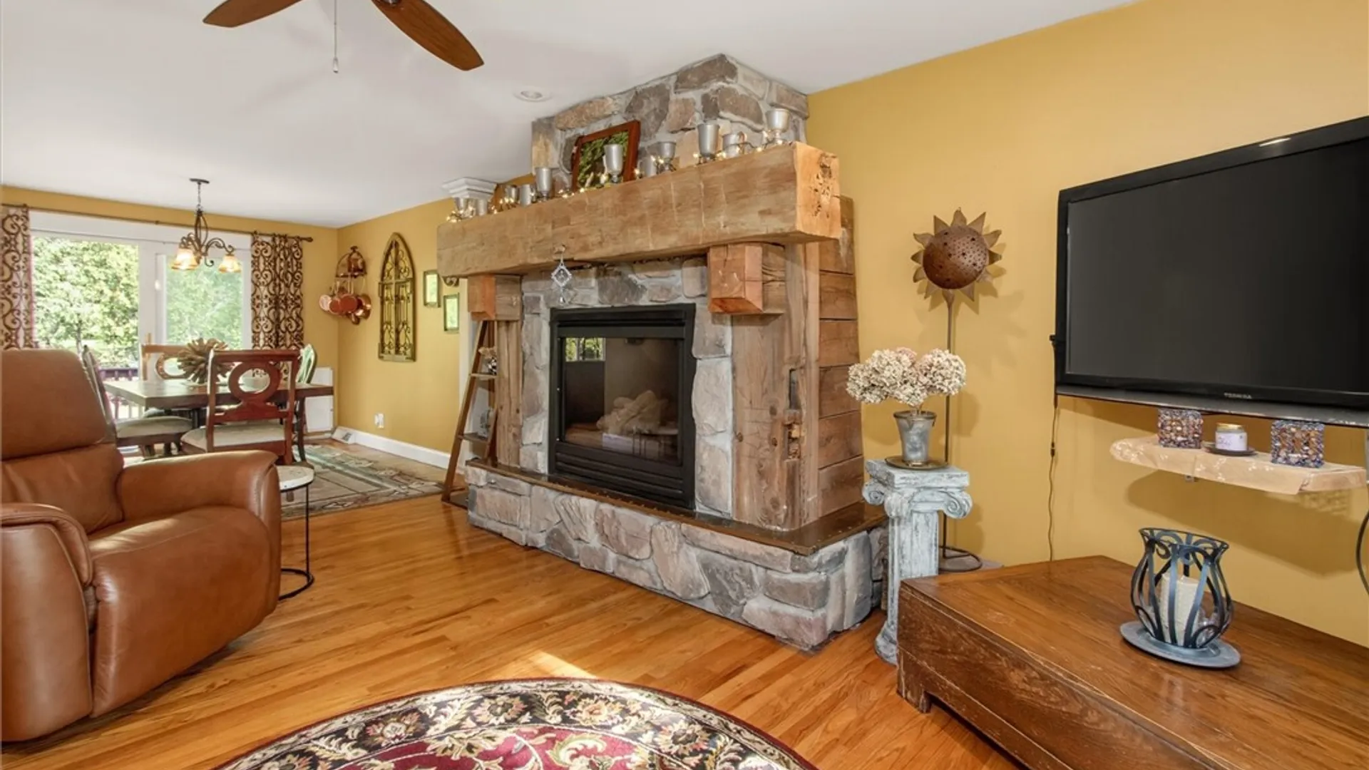 Property at 402 Picturesque Drive, Greece, NY 14616 23