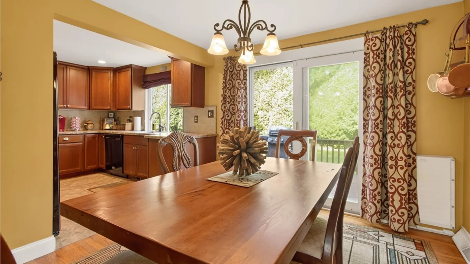 Property at 402 Picturesque Drive, Greece, NY 14616 25