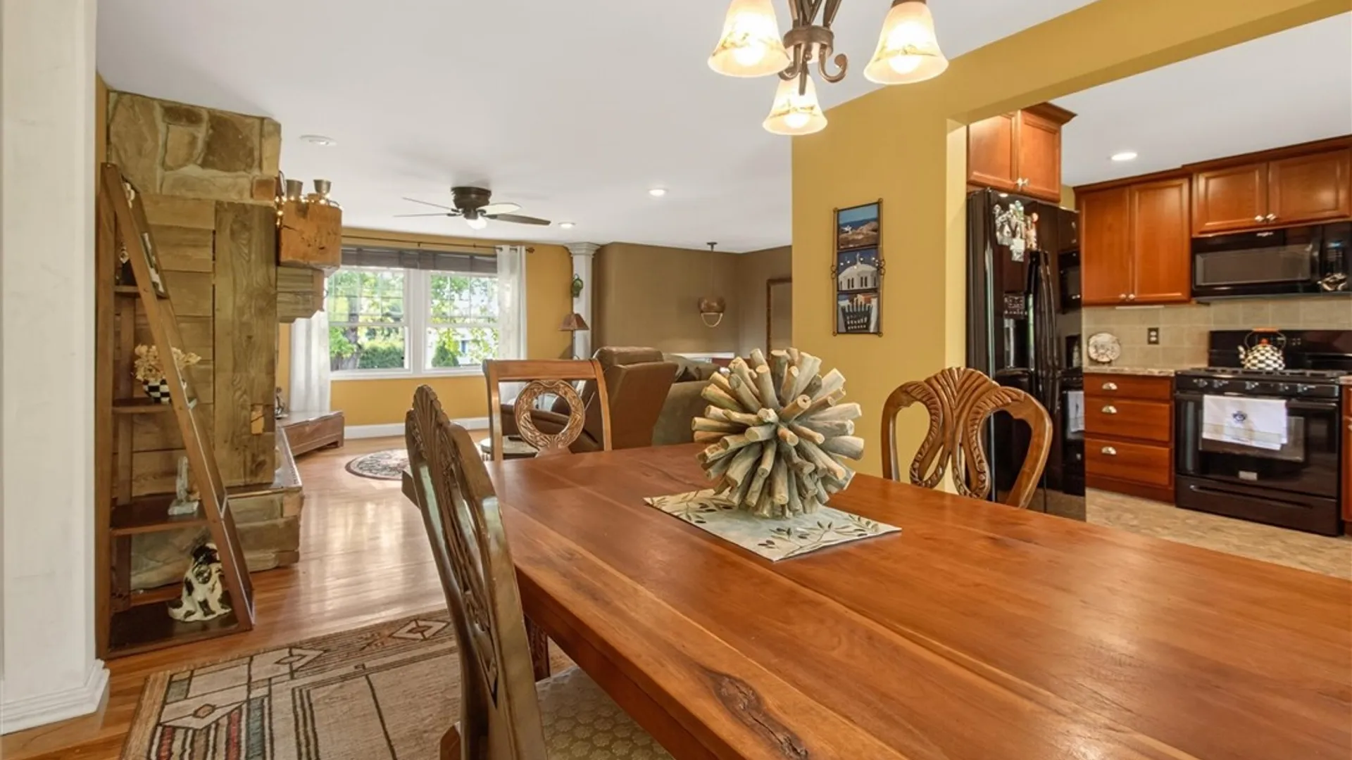 Property at 402 Picturesque Drive, Greece, NY 14616 28