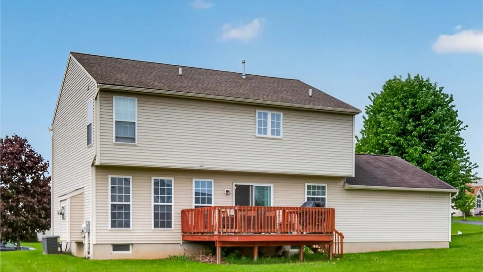 Property at 84 Goldfinch Drive, Henrietta, NY 14586 31