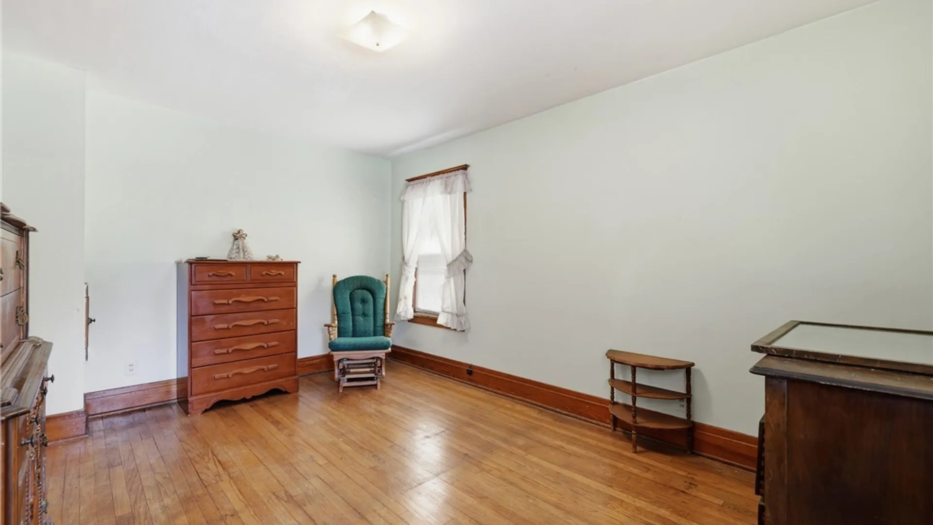Property at 40 Litchfield Avenue, Lancaster, NY 14043 17
