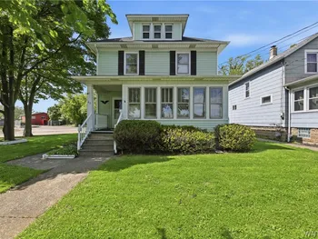 Property at 40 Litchfield Avenue, Lancaster, NY 14043
